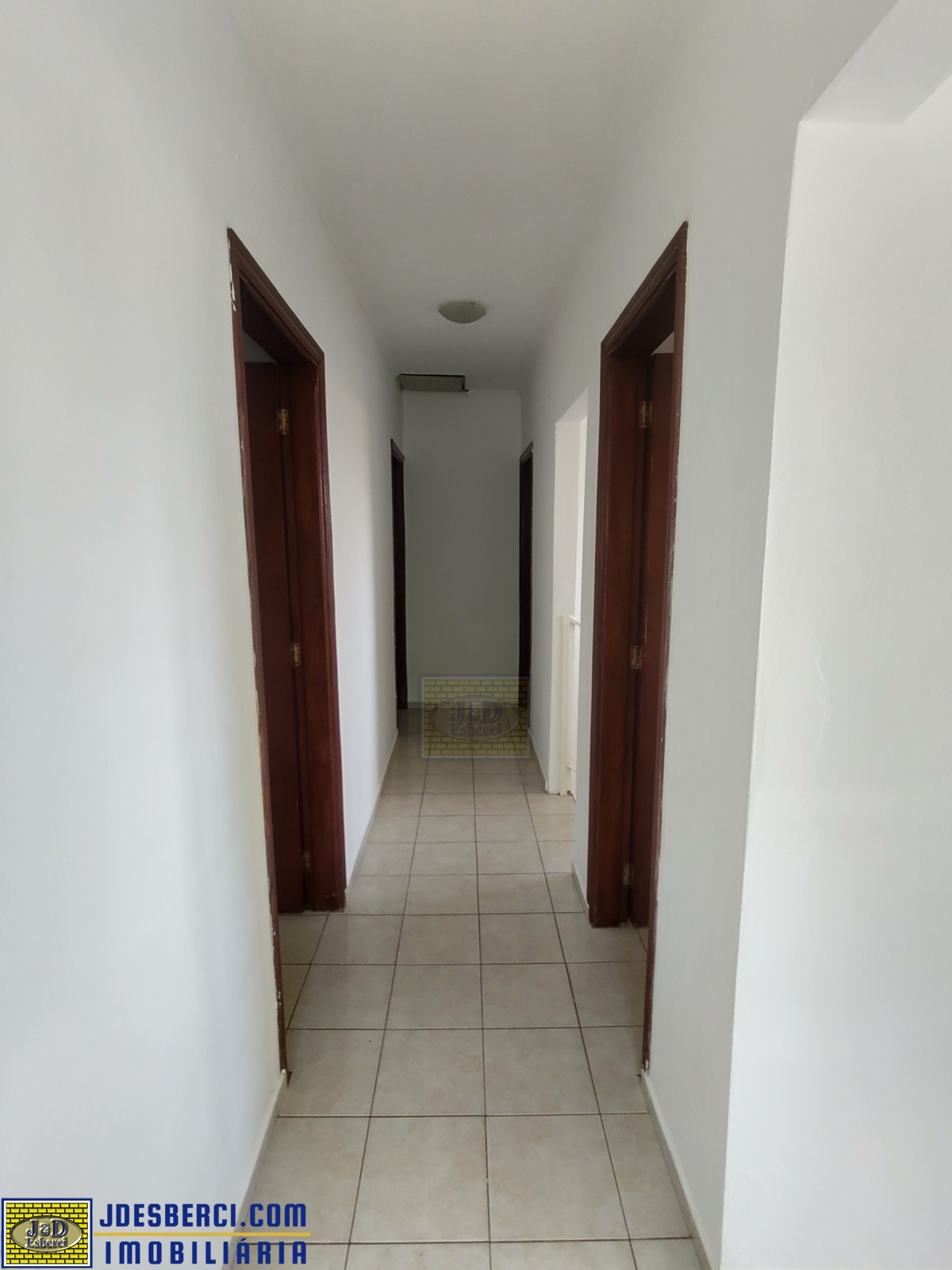 Casa para alugar com 3 quartos, 180m² - Foto 9