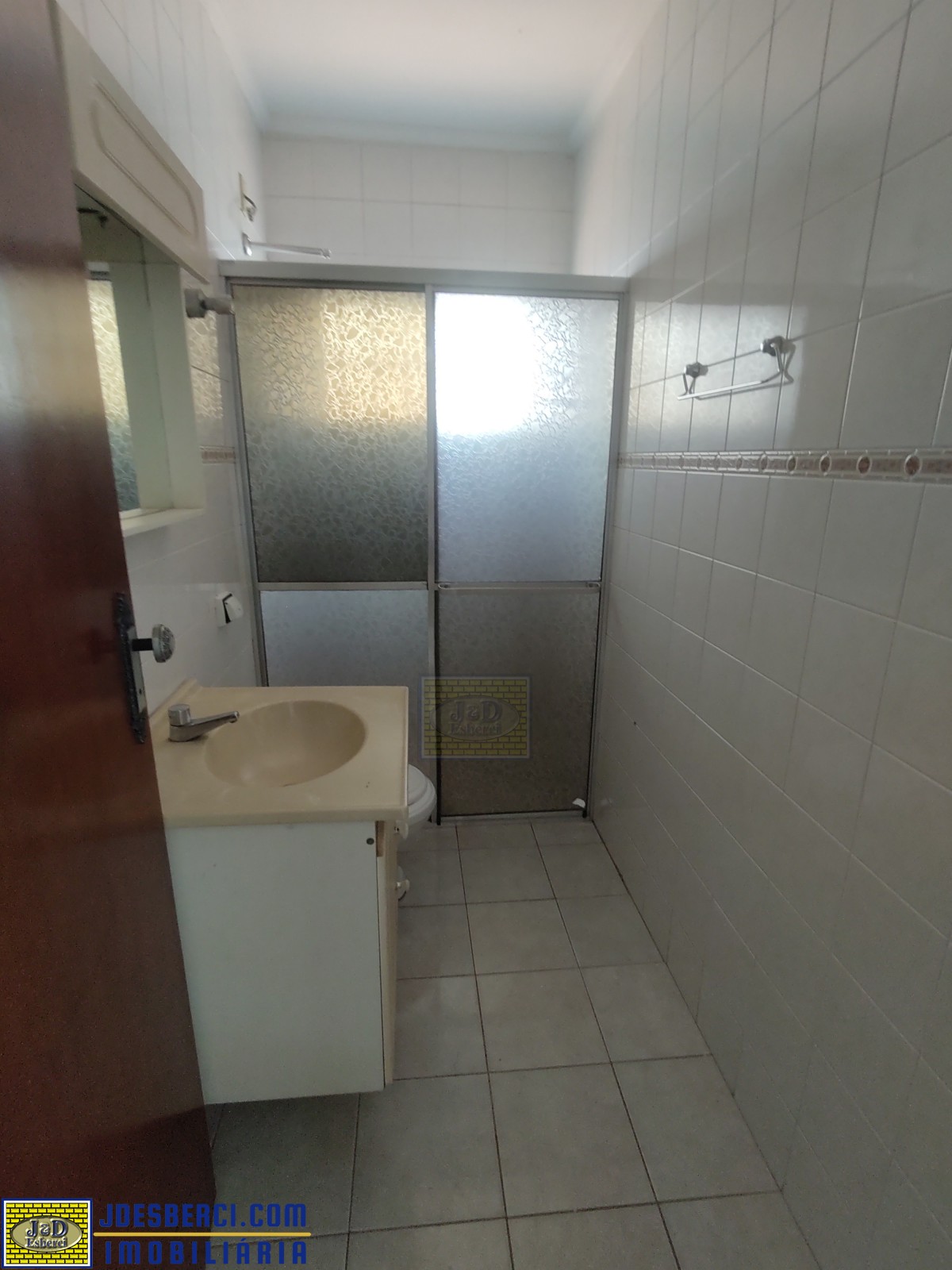 Casa para alugar com 3 quartos, 180m² - Foto 16