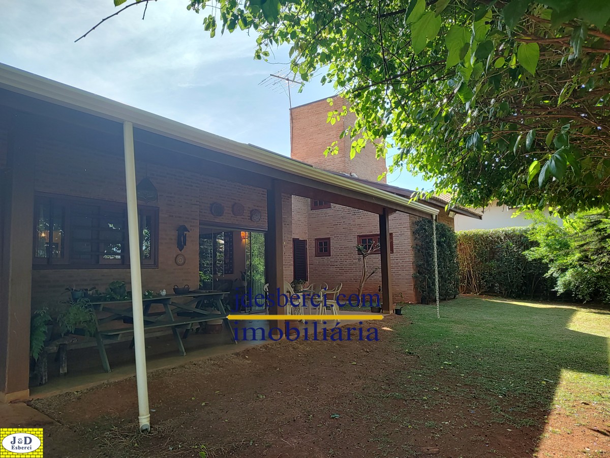 Casa à venda com 4 quartos, 256m² - Foto 30