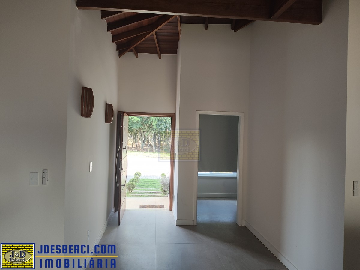 Casa para alugar com 3 quartos, 170m² - Foto 3